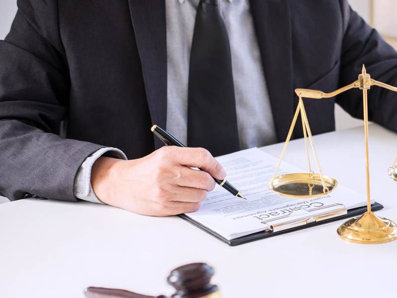 贈與和贈予還在傻傻分不清楚？北京律師一文教你分清贈與和贈予的區別